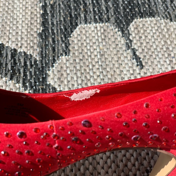 Gianni Bini Ruby Red Heels - Picture 6 of 6